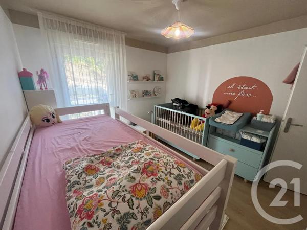 Appartement F3 à vendre  3 pièces - 62,50 m 2   CRUSEILLES  - 74