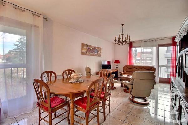 Appartement F3 à vendre  3 pièces - 73,91 m 2   THONON LES BAINS  - 74