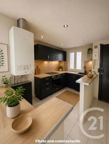Appartement T3 à vendre  3 pièces - 50,46 m 2   MARSEILLE  - 13004