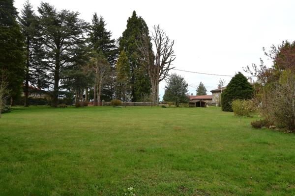 85 m² - maison de caractère - St Genest Malifaux - parc exceptionnel