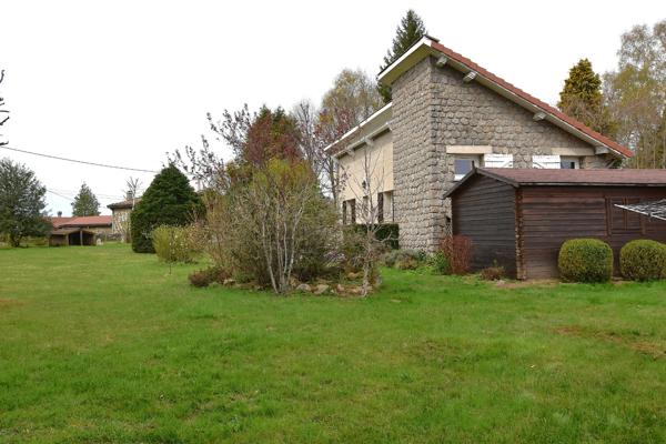 85 m² - maison de caractère - St Genest Malifaux - parc exceptionnel