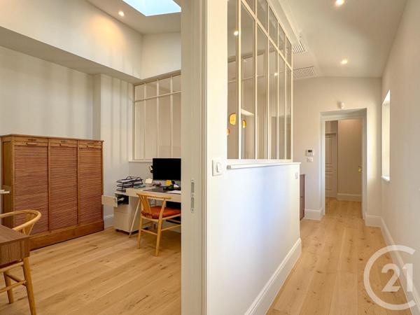 Maison à vendre  8 pièces - 191 m2 AIX EN PROVENCE - 13