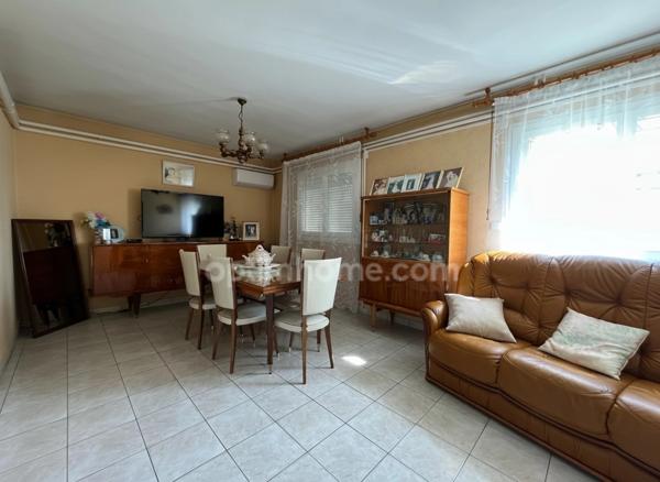 Maison à vendre 7 pièces MEYZIEU (69)
