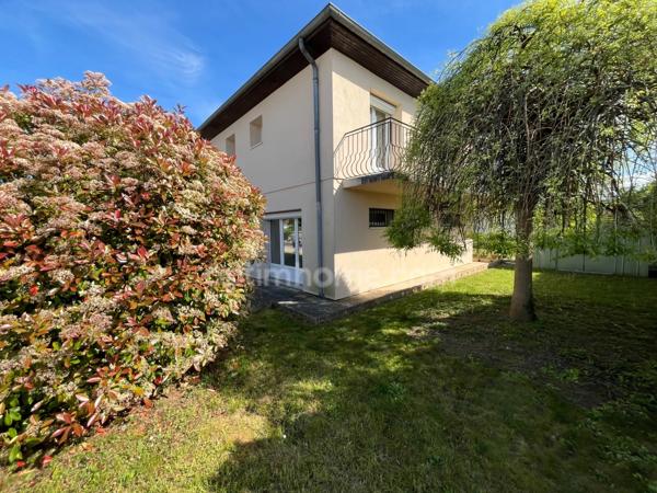 Maison à vendre 7 pièces MEYZIEU (69)