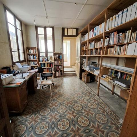 A VENDRE LAVELANET MAISON 180 M² + DEPENDANCES IDEAL INVESTISSEURS