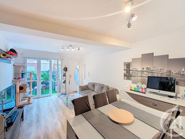 Appartement F3 à vendre  3 pièces - 56 m2 MELUN - 77