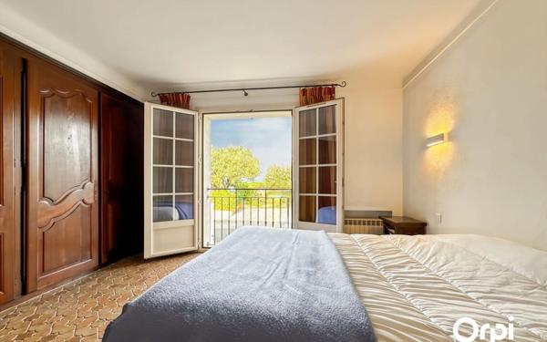 Maison à vendre    4 pièces • 180 m2 Saint-Tropez