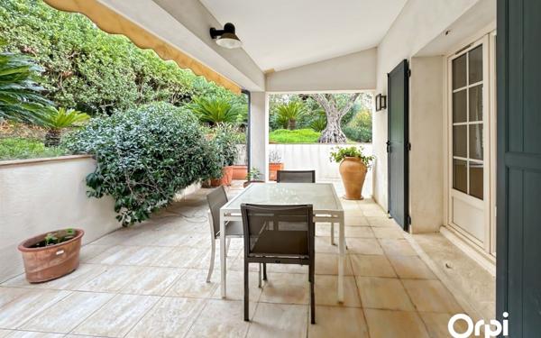 Maison à vendre    4 pièces • 180 m2 Saint-Tropez