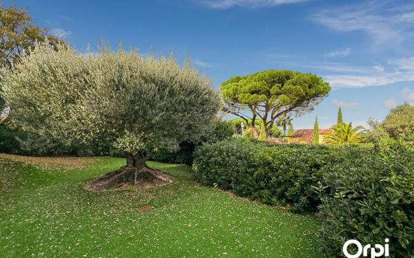 Maison à vendre    4 pièces • 180 m2 Saint-Tropez