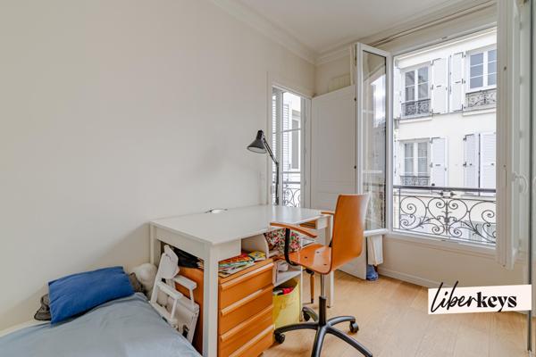 Appartement 83m2, 4ème étage traversant, refait à neuf, à deux pas de Montparnasse!