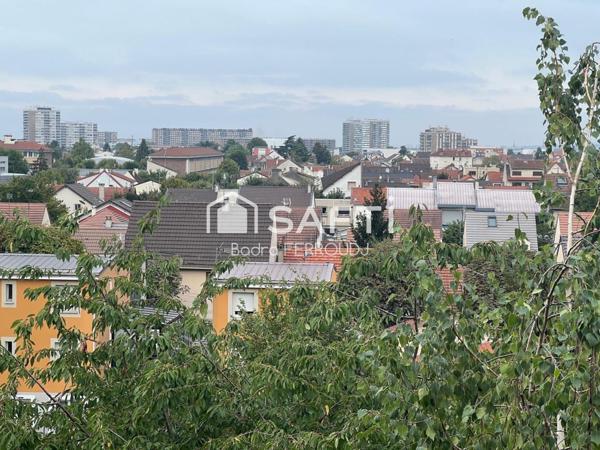Appartement  lumineux avec balcon sans vis à vis