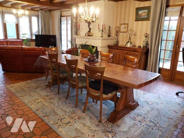 À vendre ? Maison spacieuse à Romorantin (41)
Située dans un quartier recherché de la capitale...