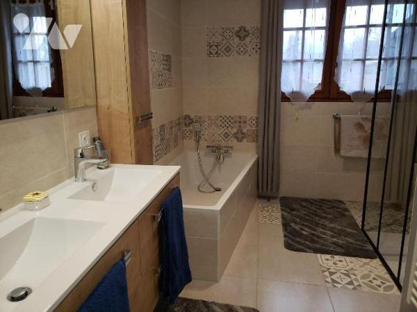 À vendre ? Maison spacieuse à Romorantin (41)
Située dans un quartier recherché de la capitale...