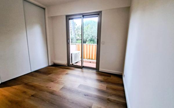 Appartement à vendre    4 pièces • 75,23 m2 Le Cannet