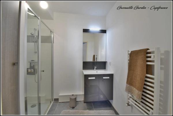 MERIGNAC - Duplex T4 avec terrasses et parking