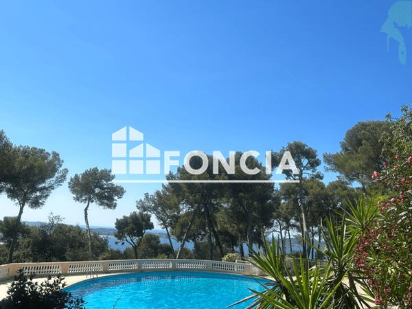 Location Studio meublé 19.73 m² - le mont des oiseaux Hyeres 83400