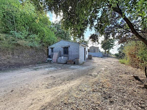 Maison
         4 pièces
        - 100 m² 460 000 € *