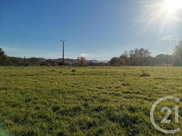 Terrain à vendre  6324 m 2   OUST  - 09