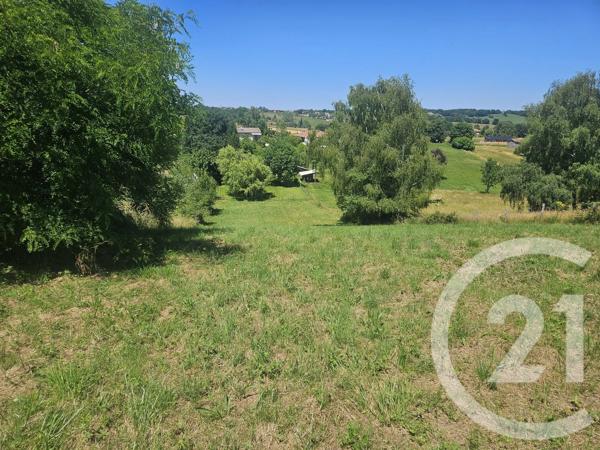 Terrain à vendre  6324 m 2   OUST  - 09