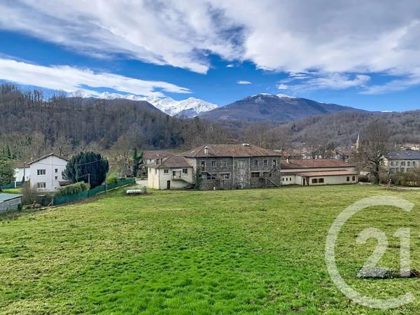 Terrain à vendre  6324 m 2   OUST  - 09