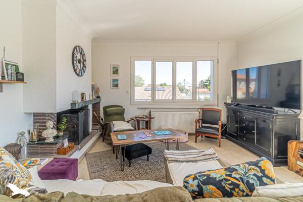 Maison à vendre |  Bruges |  7 pièces | 181 m²