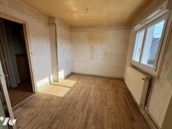 Appartement T3 Bis (env. 65 m² habitables - A rénover), situé à proximité de toutes commodités