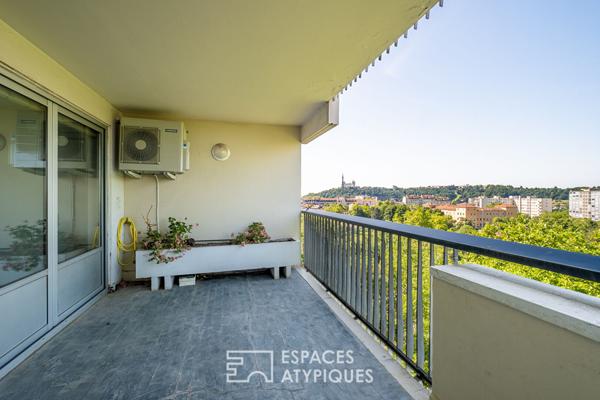 Appartement à rénover avec terrasses et ascenseur privatif