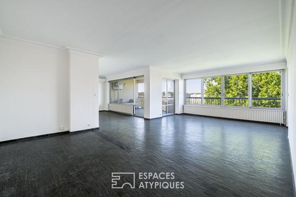 Appartement à rénover avec terrasses et ascenseur privatif