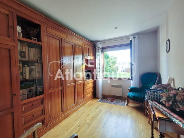 Maison de plain pied de 115m² env - au calme - A proximité du centre LES MATHES