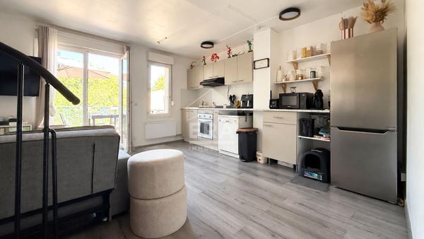 Bel Appartement Corbeil Essonnes 2 pièce(s) de 50m² avec terrasse de 24m²