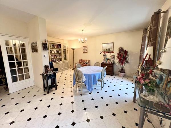 Maison bourgeoise Lesches 200 m²