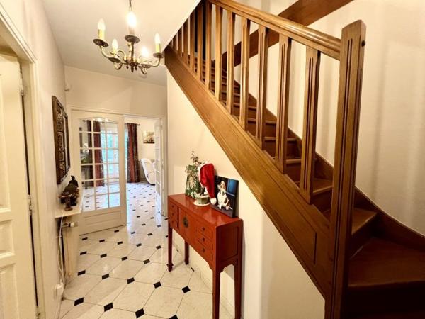 Maison bourgeoise Lesches 200 m²