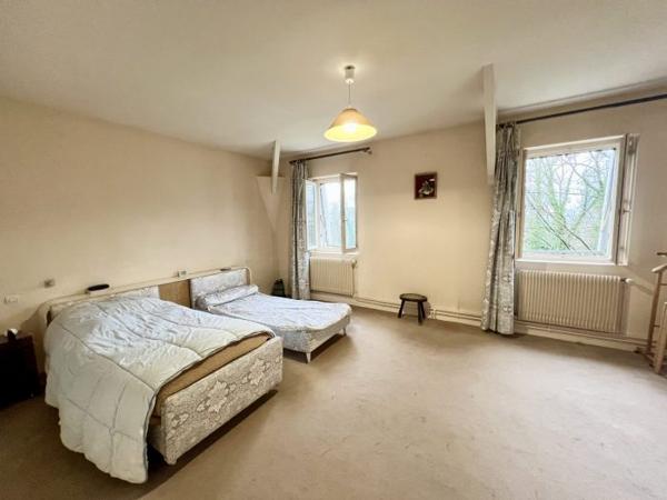 Maison bourgeoise Lesches 200 m²