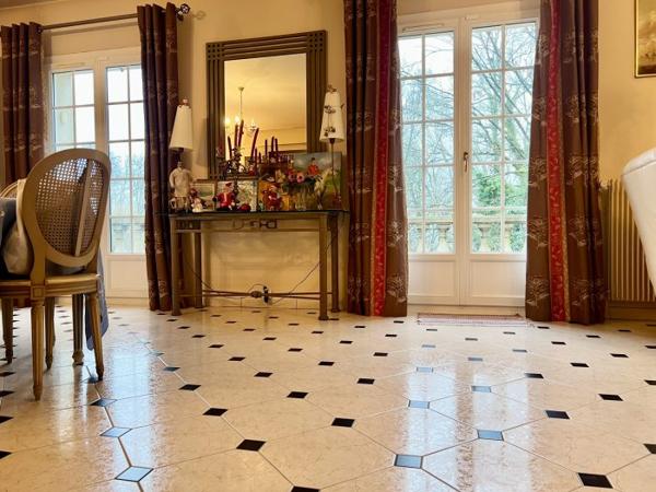 Maison bourgeoise Lesches 200 m²