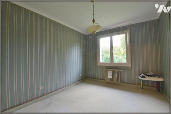 MAISON 5 CHAMBRES LE RHEU CENTRE JARDIN  GARAGE