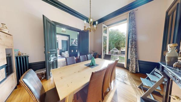 Maison de Maître avec son Authenticité Préservée