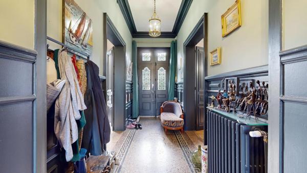 Maison de Maître avec son Authenticité Préservée