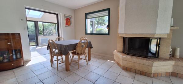 FOUESNANT BOURG - Maison contemporaine de 170 m² sur un joli terrain de 950 m² !