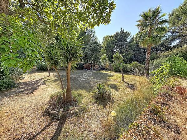 La cadière-d'Azur  - Maison de charme sur 1 636 m² de terrain - Un véritable havre de paix