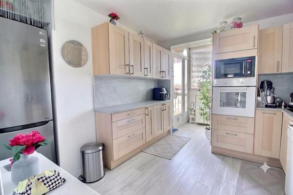 En exclusivité - Appartement T4 de 74 m² avec deux balcons à vendre - Marseille 10?