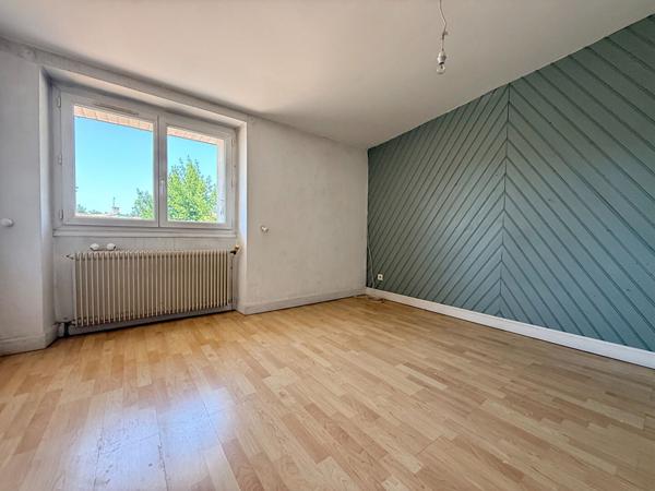 33560 CARBON BLANC - Maison 140 m² à vendre au centre de CARBON-BLANCavec 4 chambres