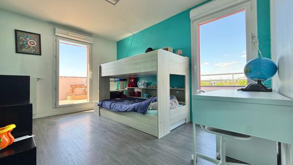 Appartement Corbeil Essonnes 4 pièce(s) 86,74m2 - Terrasse - Parking