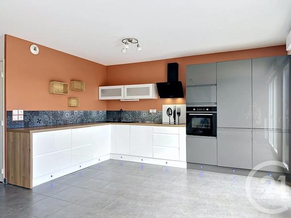 Maison à vendre  5 pièces - 83 m 2   CHASSE SUR RHONE  - 38