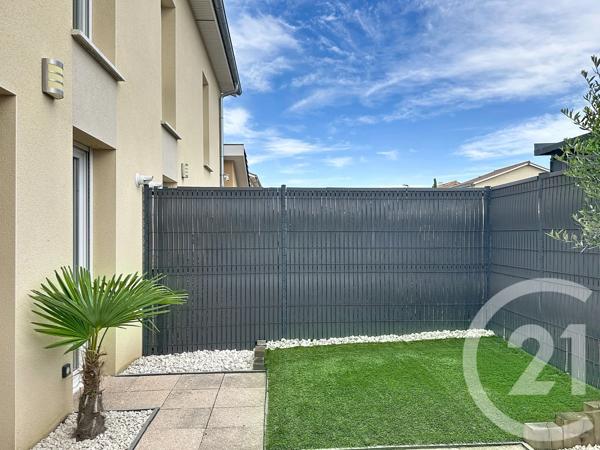Maison à vendre  5 pièces - 83 m 2   CHASSE SUR RHONE  - 38
