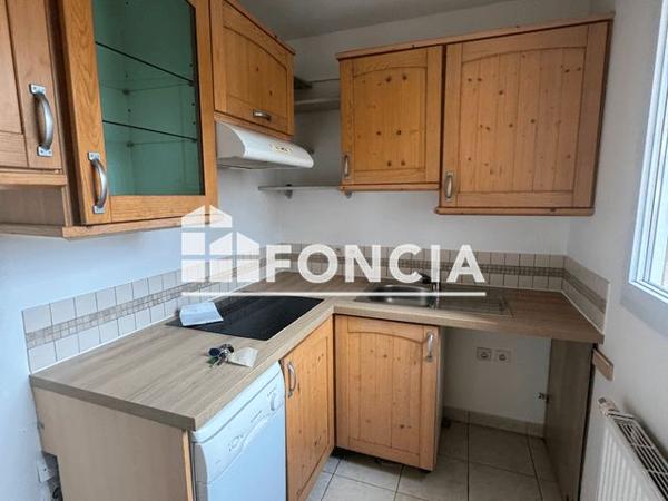 Location Appartement 2 pièces 39.5 m² - 147 RUE DES FAUVELLES Courbevoie 92400