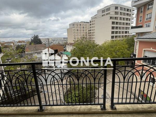 Location Appartement 2 pièces 39.5 m² - 147 RUE DES FAUVELLES Courbevoie 92400