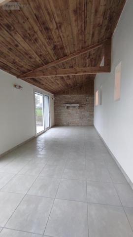 Maison à louer à Questembert dans le Morbihan (56230), ref : 56013-L103