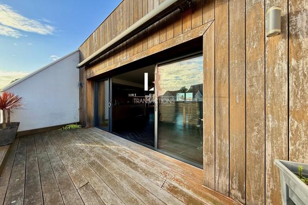 La Rochelle (17000) Bordure de parcs - Maison-appartement avec ascenseur, patio, terrasse et garage