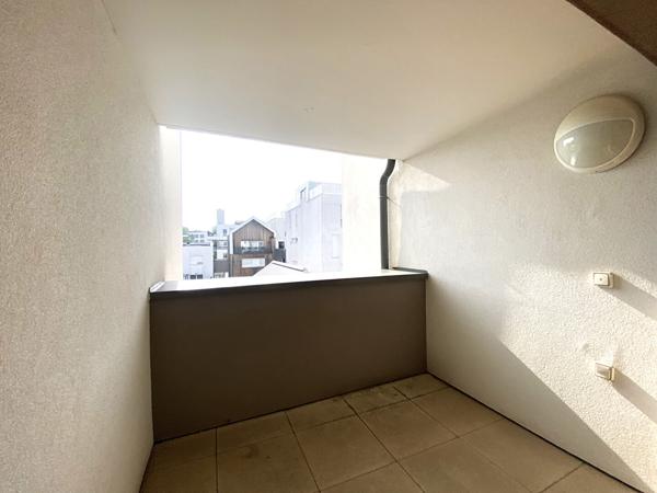 Appartement Non meublé - Nanterre 4 pièce(s) 104 m2 Loyer 2 220 €/mois charges comprises **  - Référence  15520