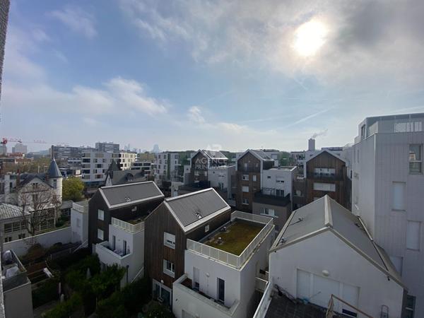 Appartement Non meublé - Nanterre 4 pièce(s) 104 m2 Loyer 2 220 €/mois charges comprises **  - Référence  15520